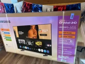 Dua Lipa VS Samsung